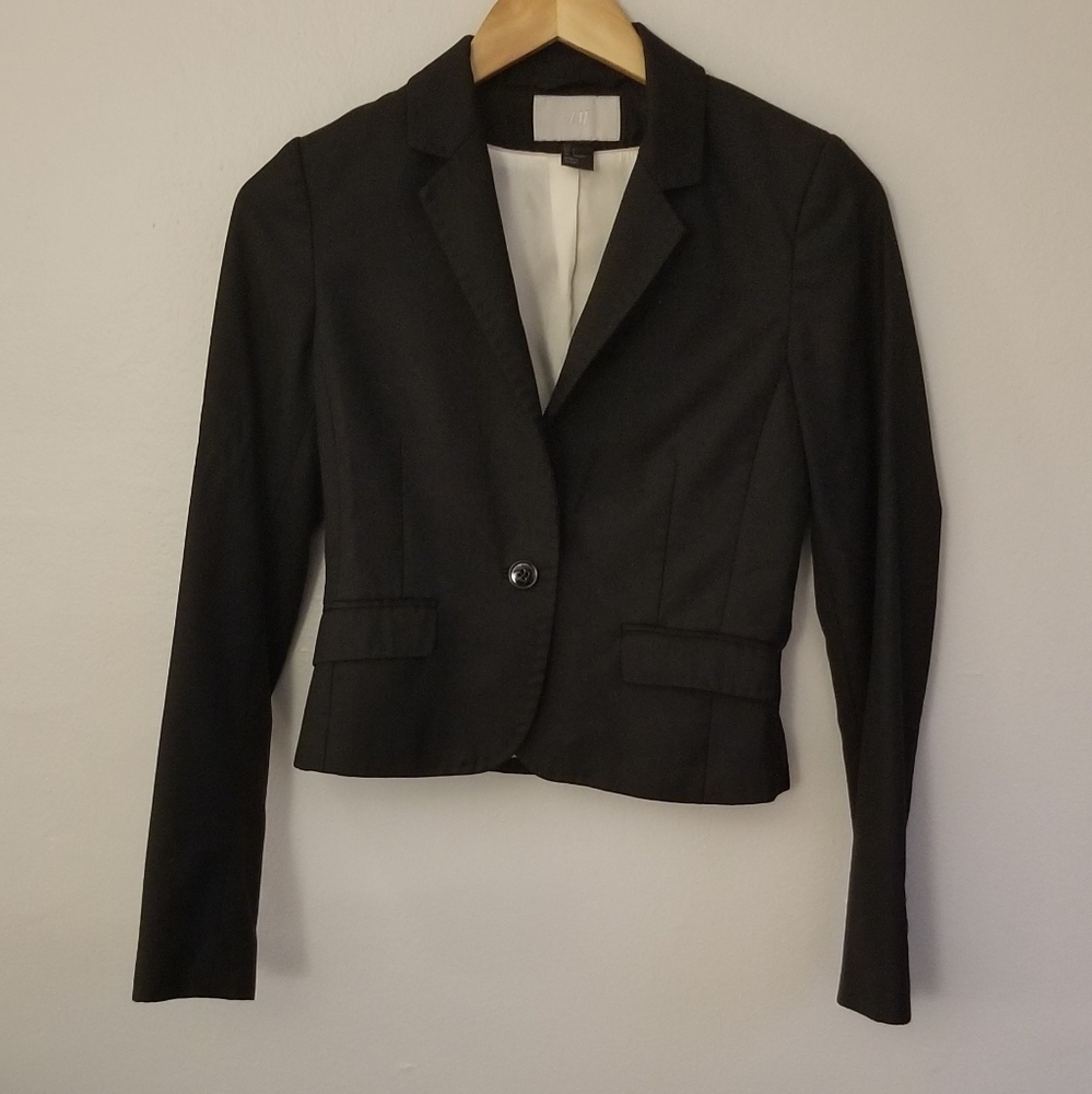 H&M Black Cropped Single-Button Blazer